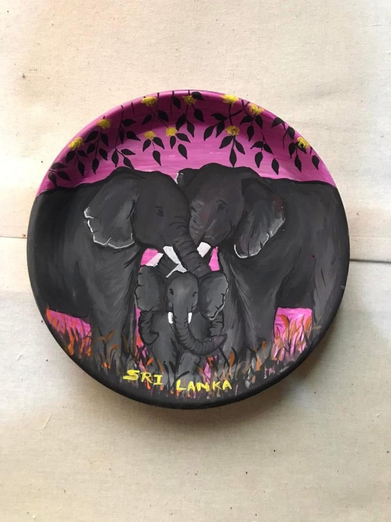 Hand-Painted Wall Plate – Yala Leopard